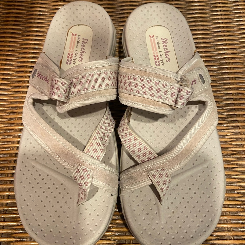 Skechers Women's Light Beige Sandals